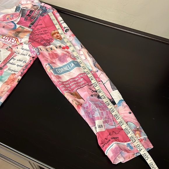 Taylor Swift graphic sleep shirt, fashion buttondown shirt, pink, size M - Picture 5 of 9
